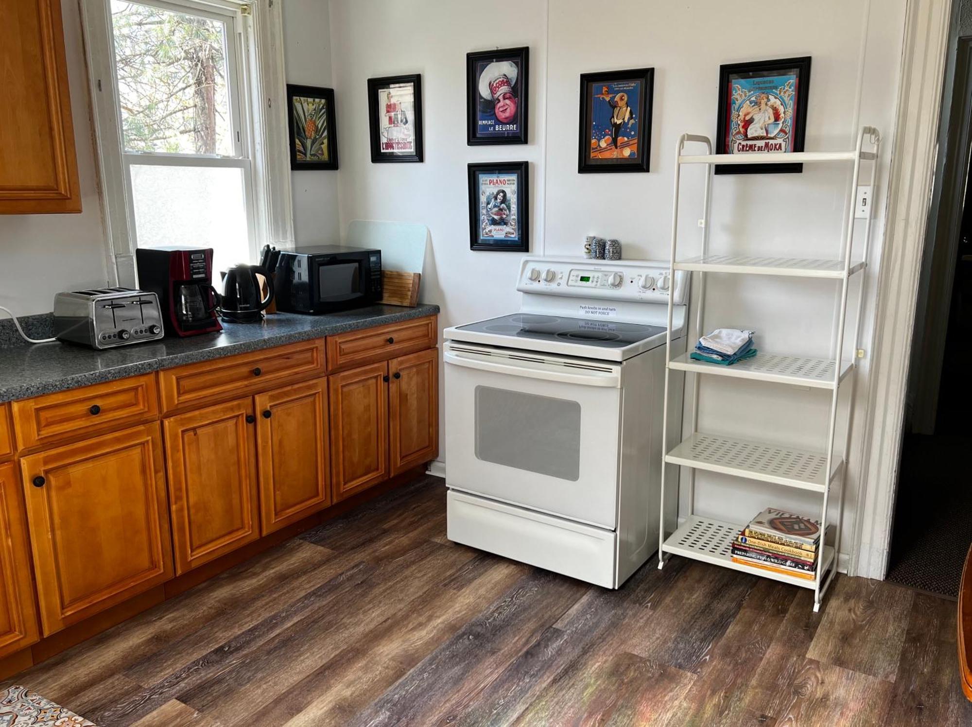 Great Gorge Guesthouse: Falls-view Retreat Near Downtown Attractions *